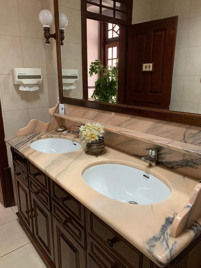 Hotel Residencial Alentejana Коимбра Екстериор снимка