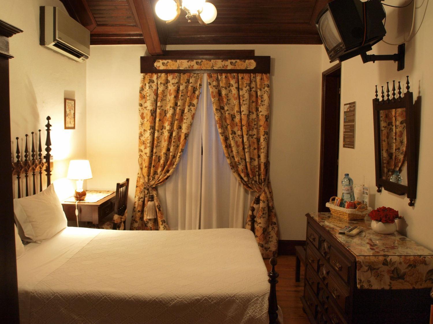 Hotel Residencial Alentejana Коимбра Екстериор снимка