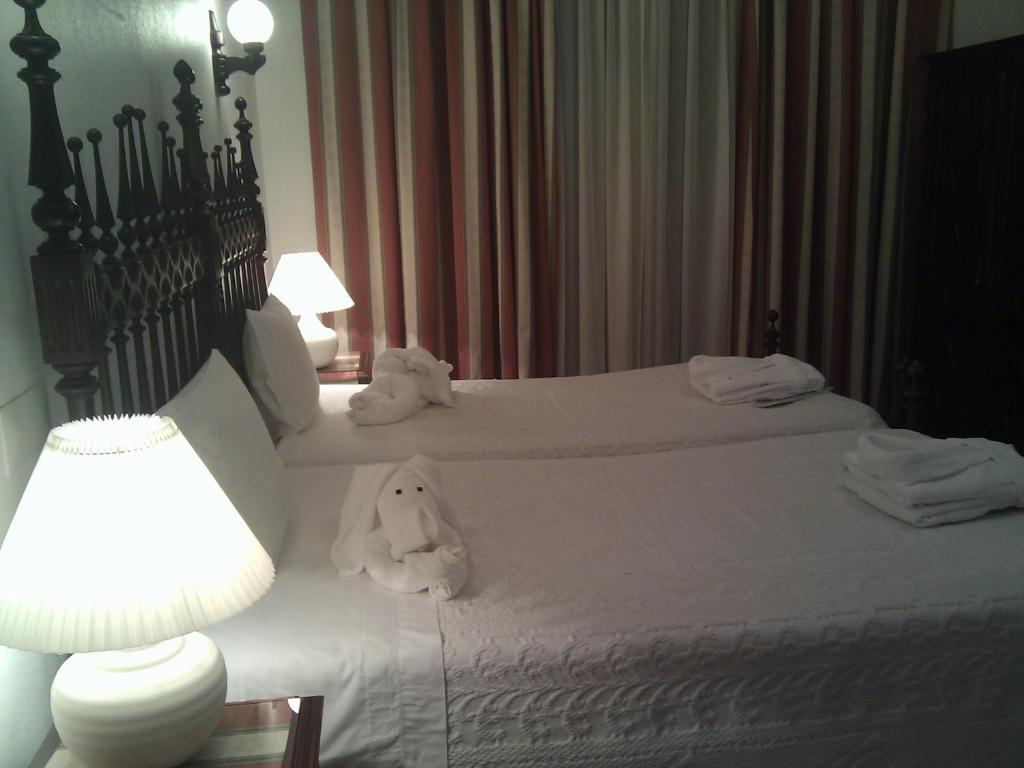 Hotel Residencial Alentejana Коимбра Екстериор снимка